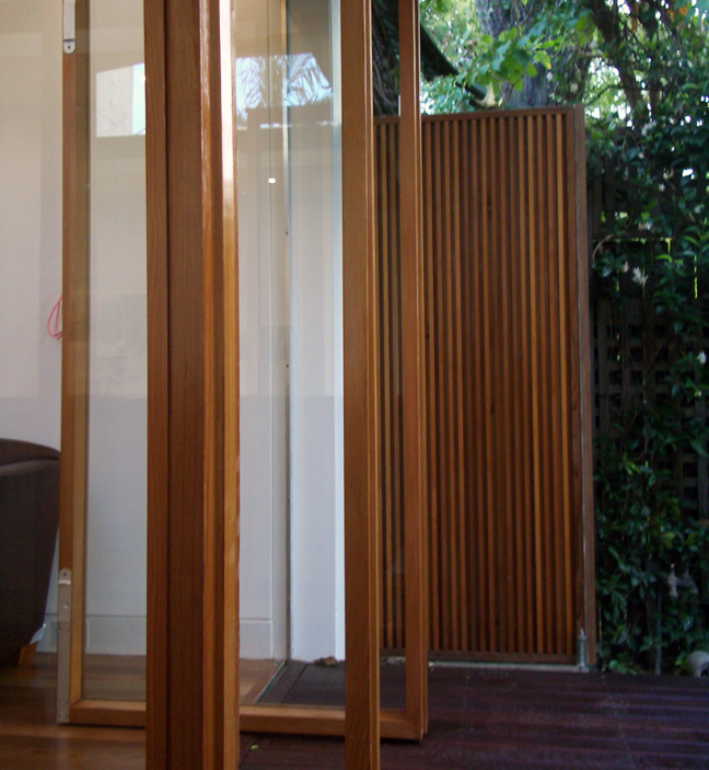 Fleet St deck doors